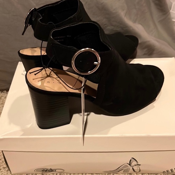 A New Day Rhea Open Toe Block Heels - Picture 5 of 6